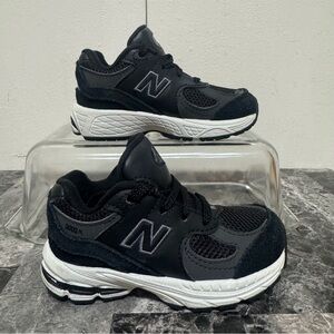New Balance Toddlers 2002 Sneakers IC2002BK Lace Up Black Size 7